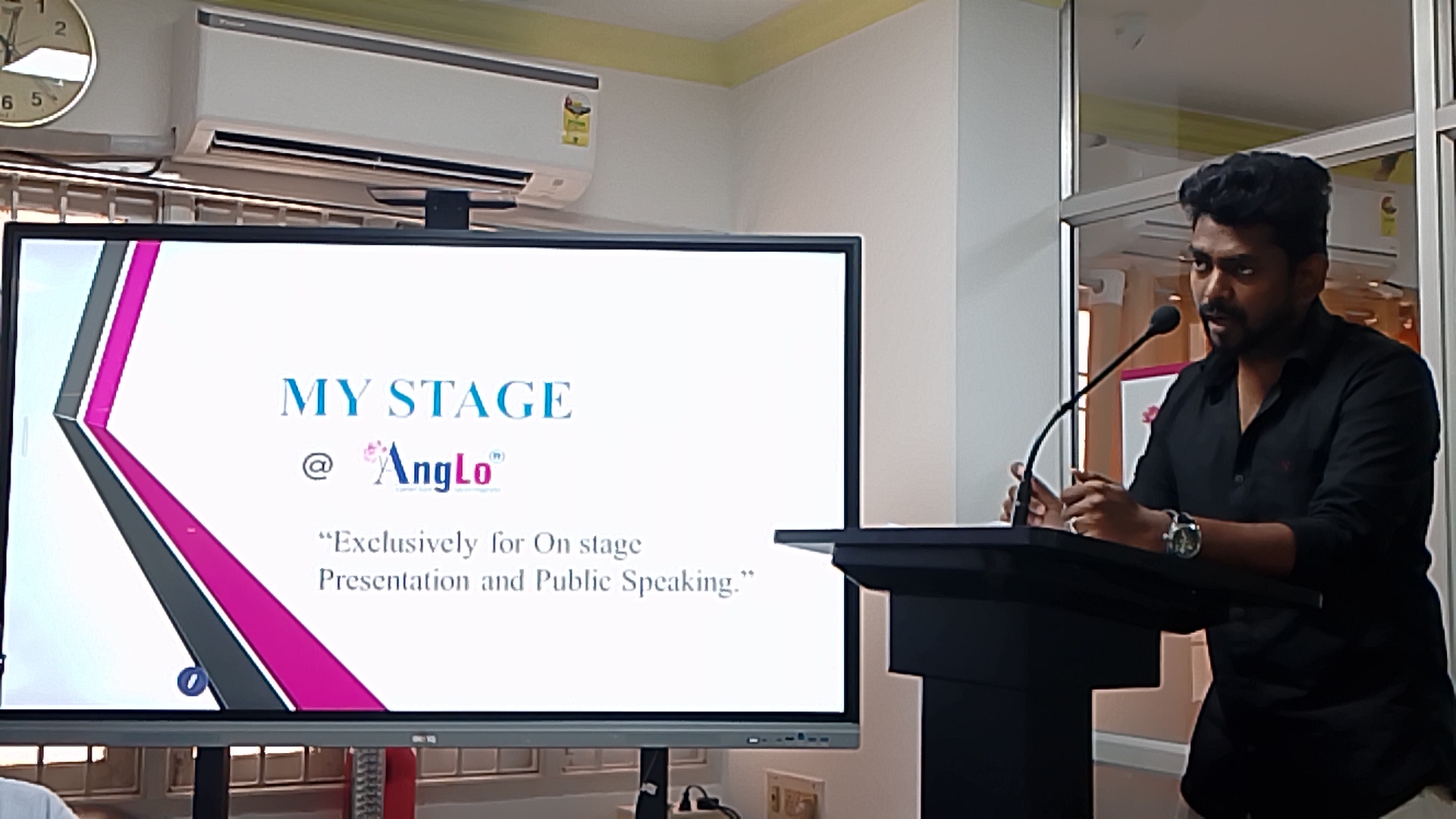 Live Stage Presentation at AngLo